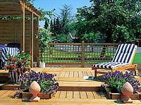 Holzterrasse